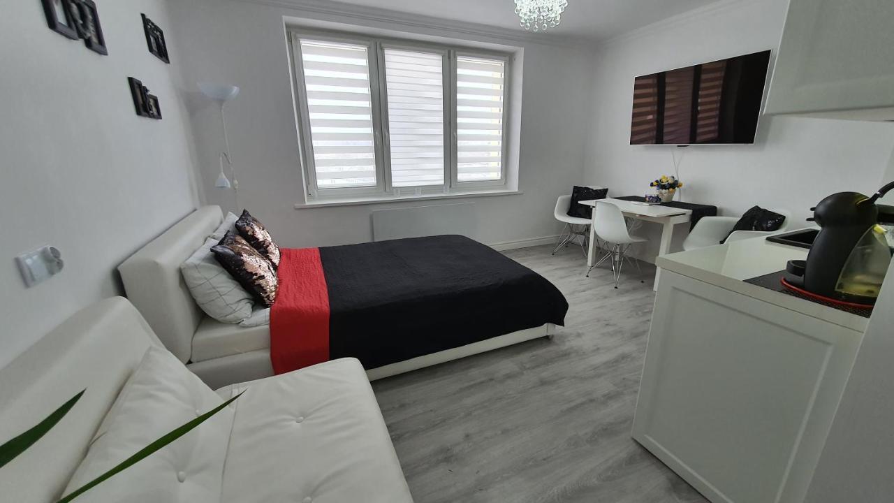 Sunny Apartments Gorlice Kültér fotó